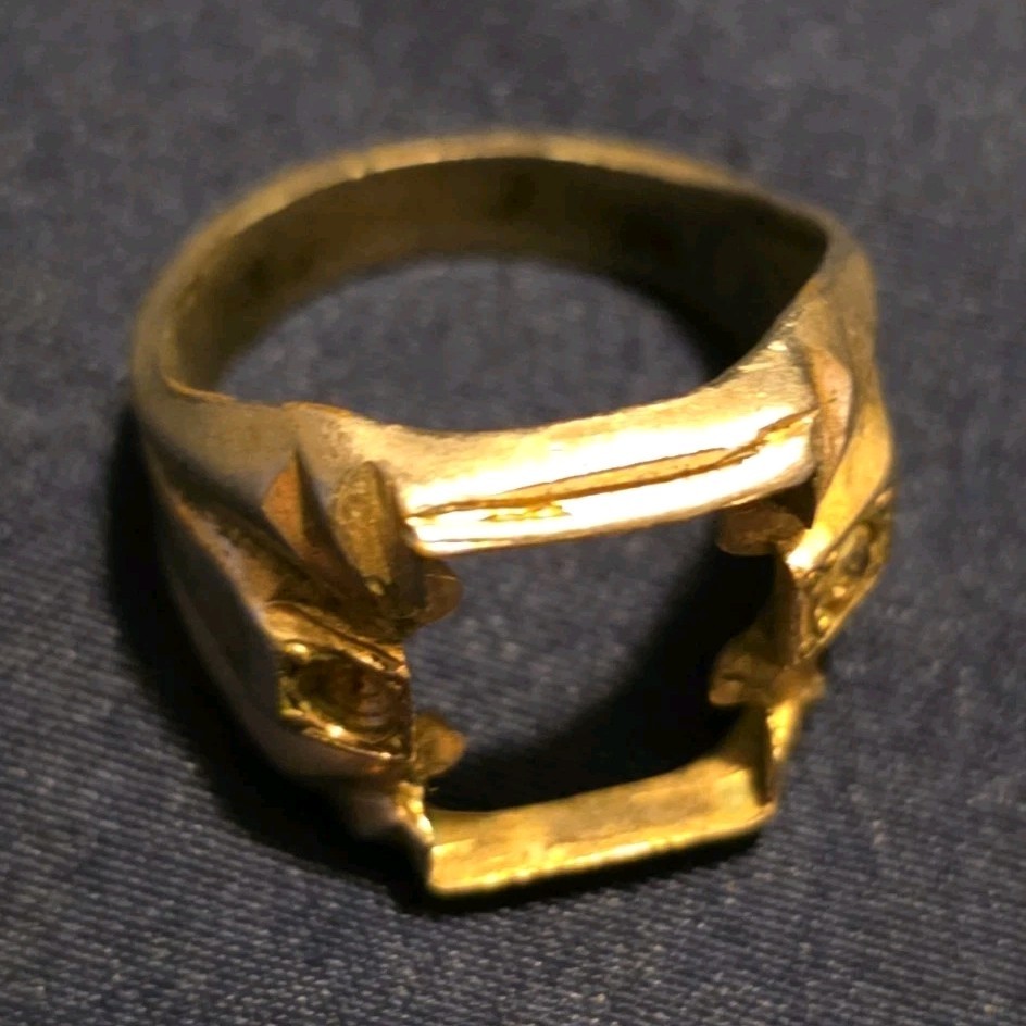 Silverwith Unique Open Setting, No Stone - image 1