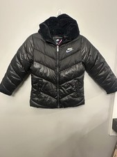Nike kids' chevron quilted puffer jacket with a hood Black Size 6X