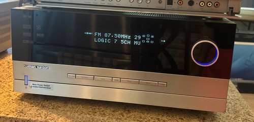 Harman Kardon Surround Receiver AVR-7300 - Picture 5 of 6