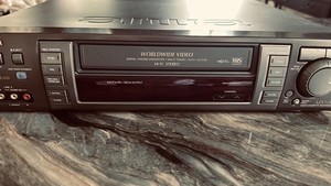 Aiwa HV-MX100U worldwide multi system VCR for parts