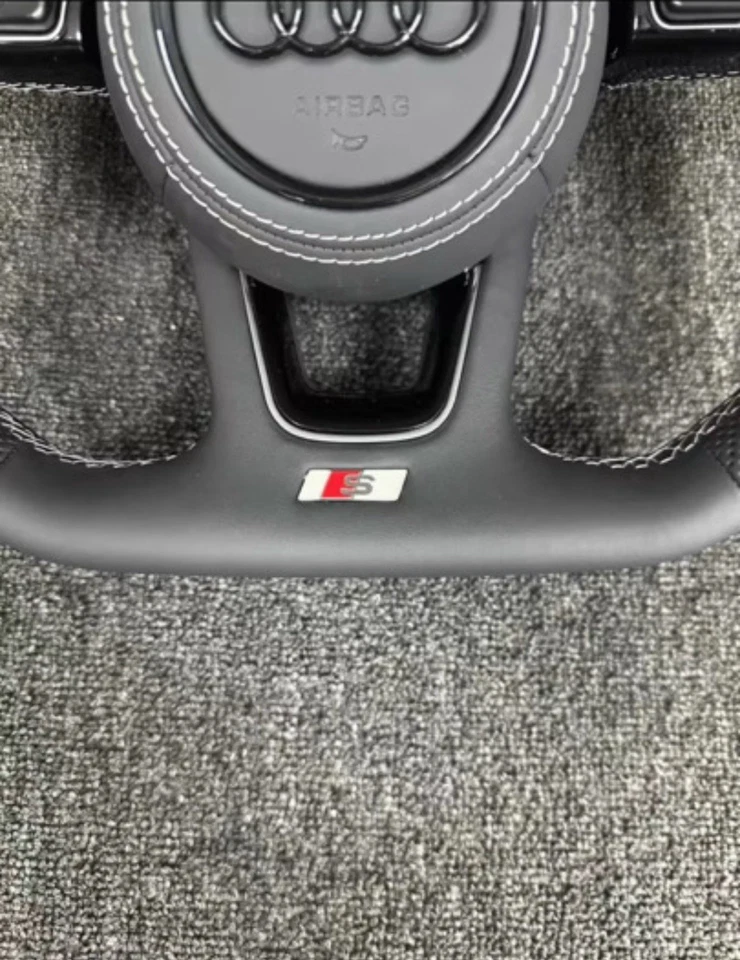 VOLANTE COMPLETO S LINE PER AUDI PADDLE F1 AUDI A3 8V-8Y A4/A5/A6/A7/Q3/Q5/Q7/Q8 - Imagem 4 de 4