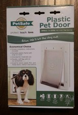 PetSafe Dog door Cat door. White. Small 1-15 LB 5 1/8" 8 1/4" Flap Opening