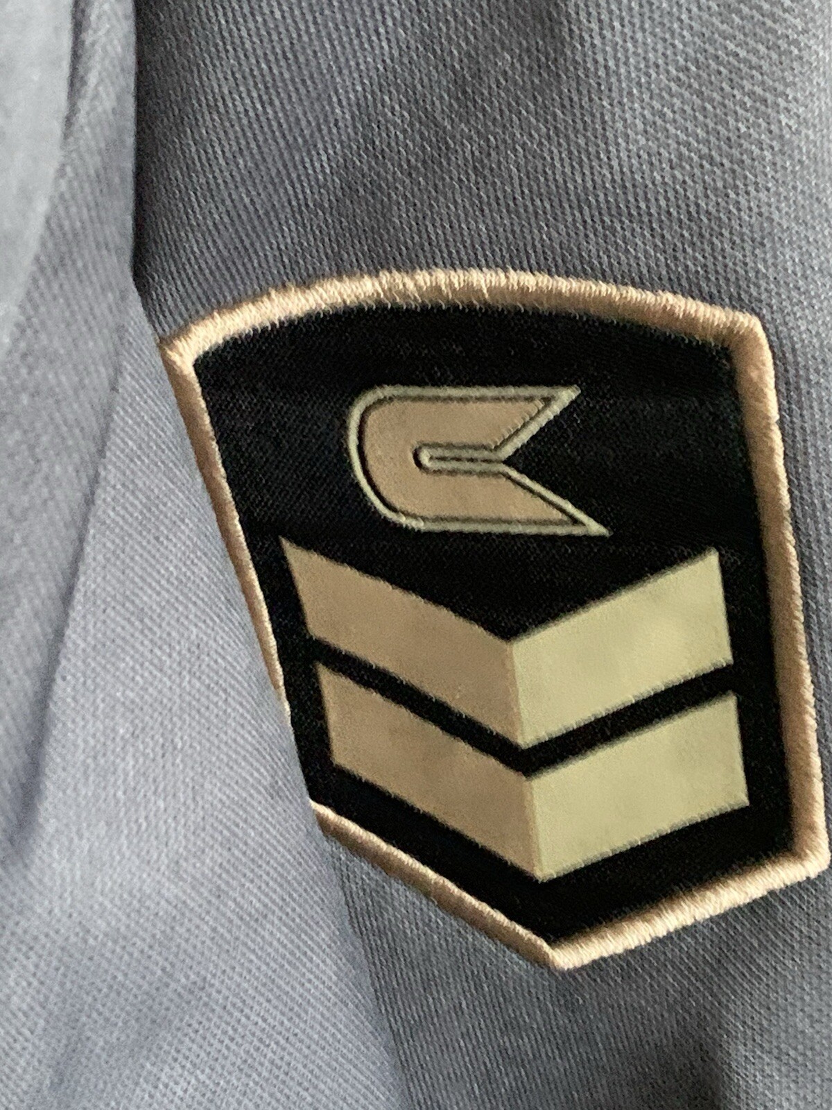 Picture 14 of 24