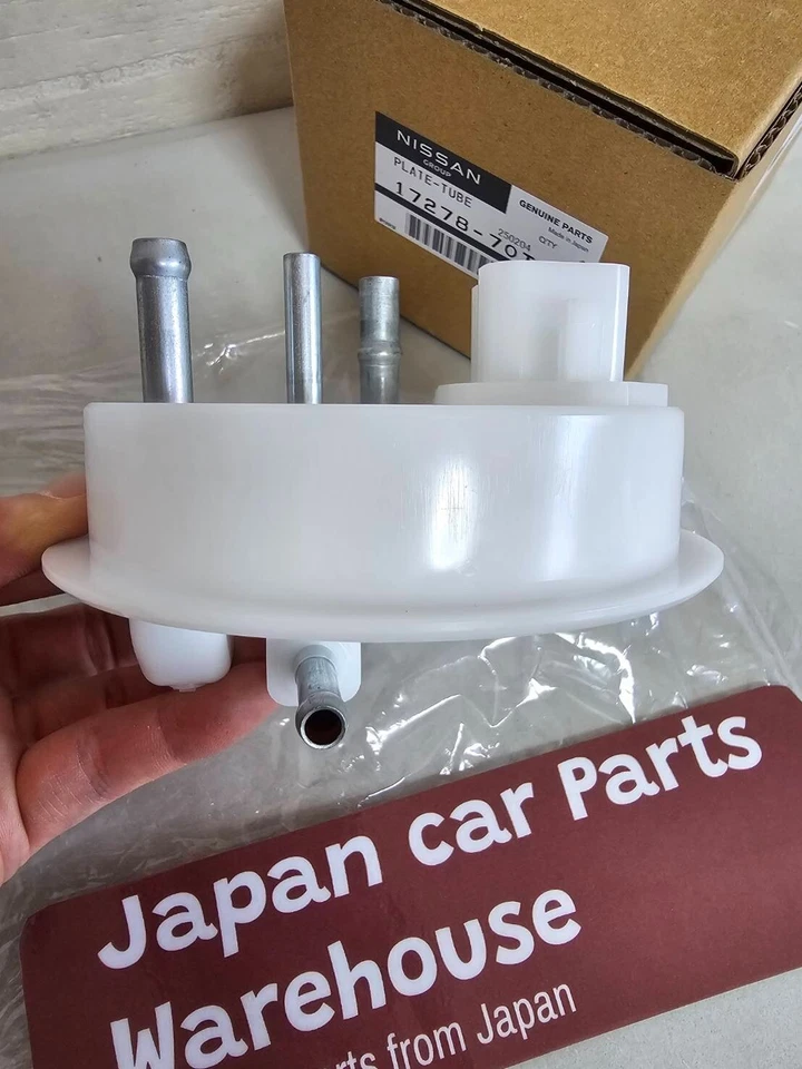 Genuine NISSAN OEM 240SX Fuel Tank Outlet Plate Tube 17278-70T01 - Image 3 of 4