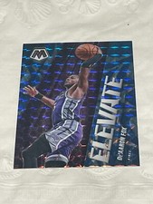 2020-21 Panini Mosaic Elevate Blue Reactive Prizm #11 De'Aaron Fox Kings #d/99