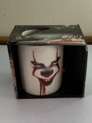 Stephen King's: It Chapter 2 Coffee Mug Official Genuine 330ml  NEW - Photo 1 sur 5