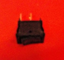 TRUE FRIDGE GDM-35  SWITCH ON/OFF