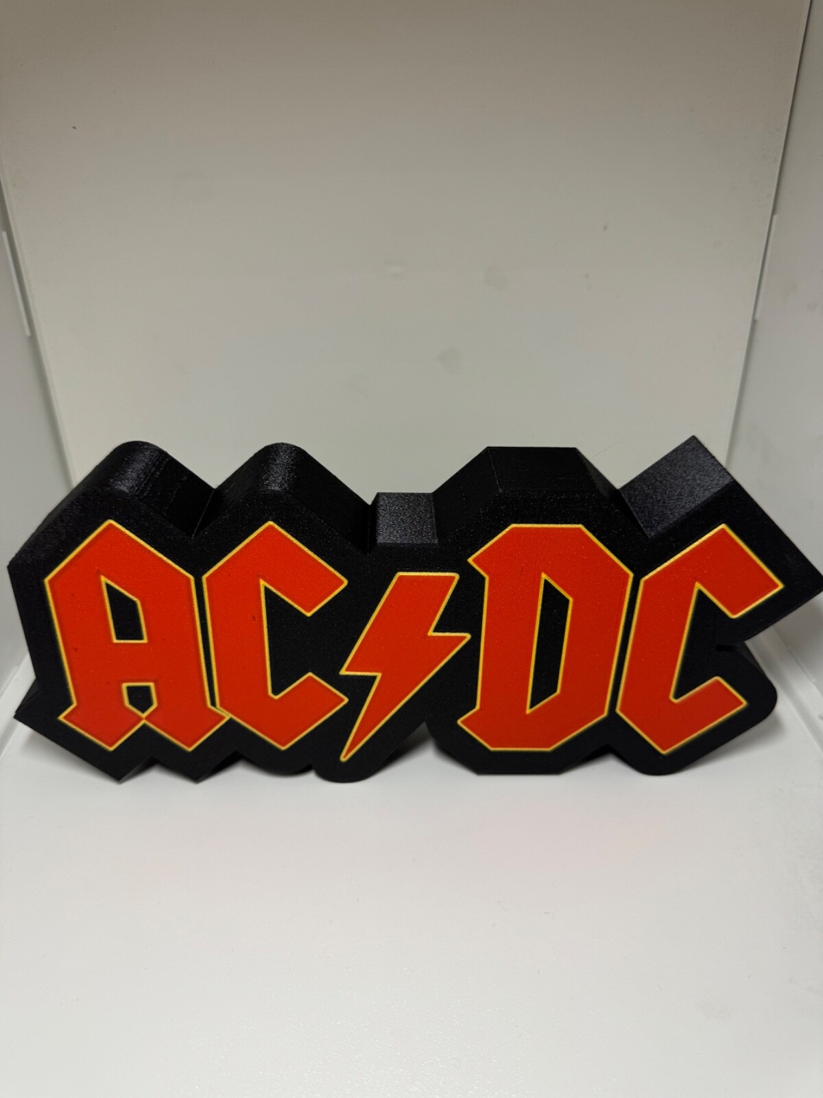 Veilleuse ACDC Lightbox lampe led noire pour déco rock