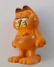 Bullyland Bully Garfield " Keiner liebt mich " 5,5 x 4 cm C 1978 , 1981