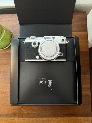 Olympus PEN-F 20.3MP Mirrorless Camera Body w/ Box, Flash, 2 Batteries + lens