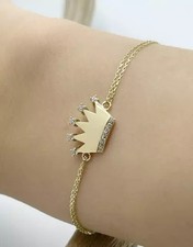 Bracciale 0,50Ct Taglio Tondo Simulato Diamante Forma Corona Placcato Oro Giallo 14K