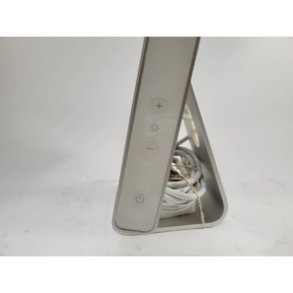 Vintage Apple 20-Inch LCD Cinema Display (Aluminum) A1081 - Tested - Image 2 of 4