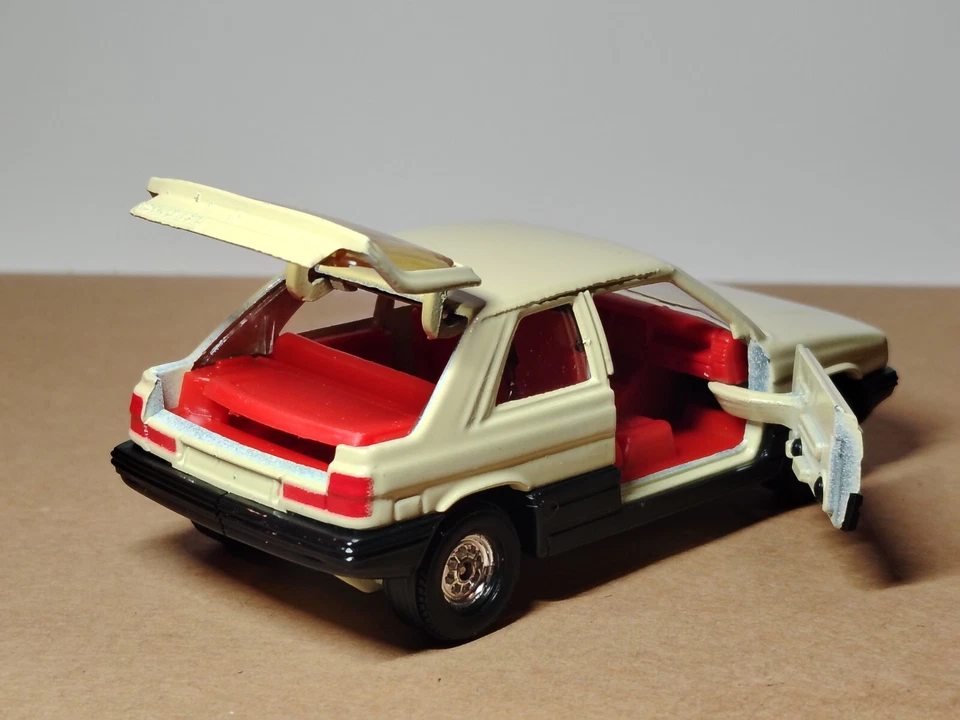 RENAULT 11 "Electronic" von CORGI 384 aus dem Jahr 1983 in OVP, unbespielt/notoy - Bild 4 von 4