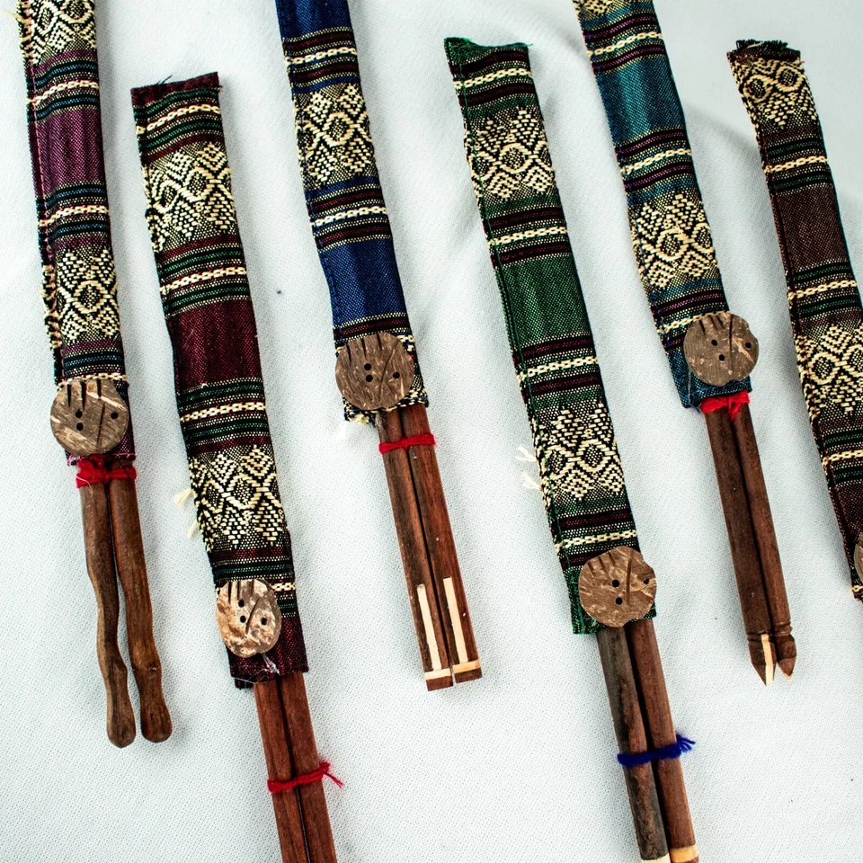 Handmade Curved Wood Bamboo Traditional Japanese Chopsticks Case Set of 6 - Image 4 of 4