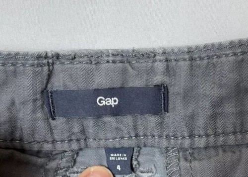 GAP Shorts Herren 4 grau khaki vorne flach Chino - Bild 16 von 16