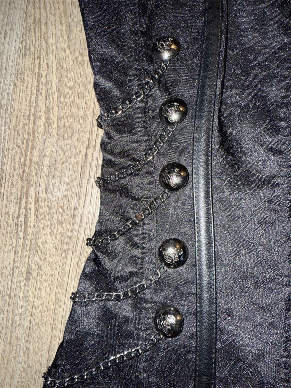 Picture 3 of 4
