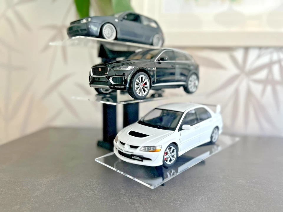 1:18 Diecast Car 3 Tier Stand Acrylic Display Shelf Toy Storage - Image 4 of 4