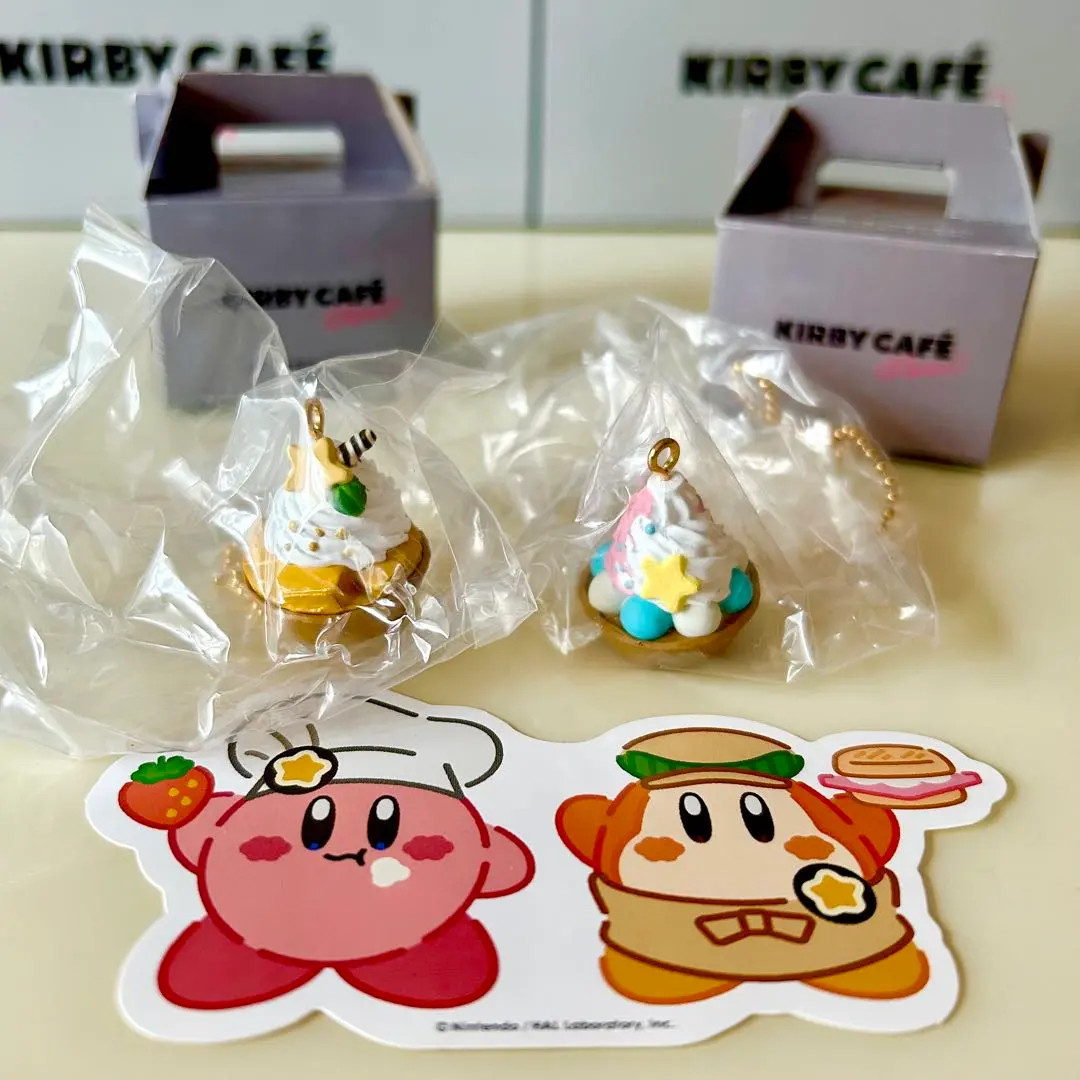 Kirby Cafe Petit Cake Charm Keychain Nintendo Character Collectible