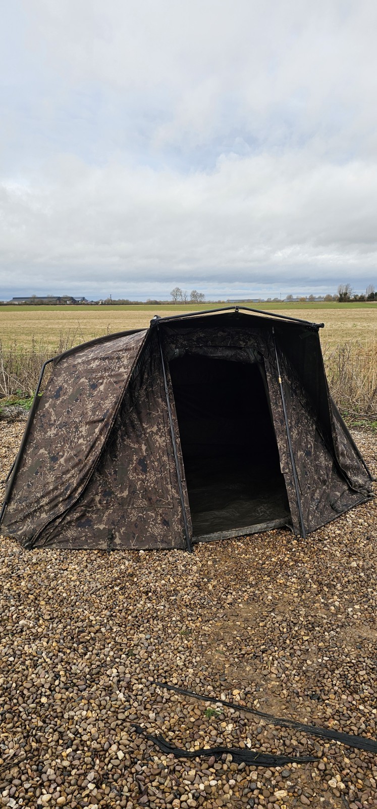 Nash Titan T1 bivvy camo 