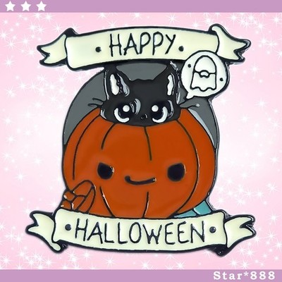 Schwarze Katze im Kürbis Geist Emaille Pin Anstecker süß Kawaii Halloween Goth Magie