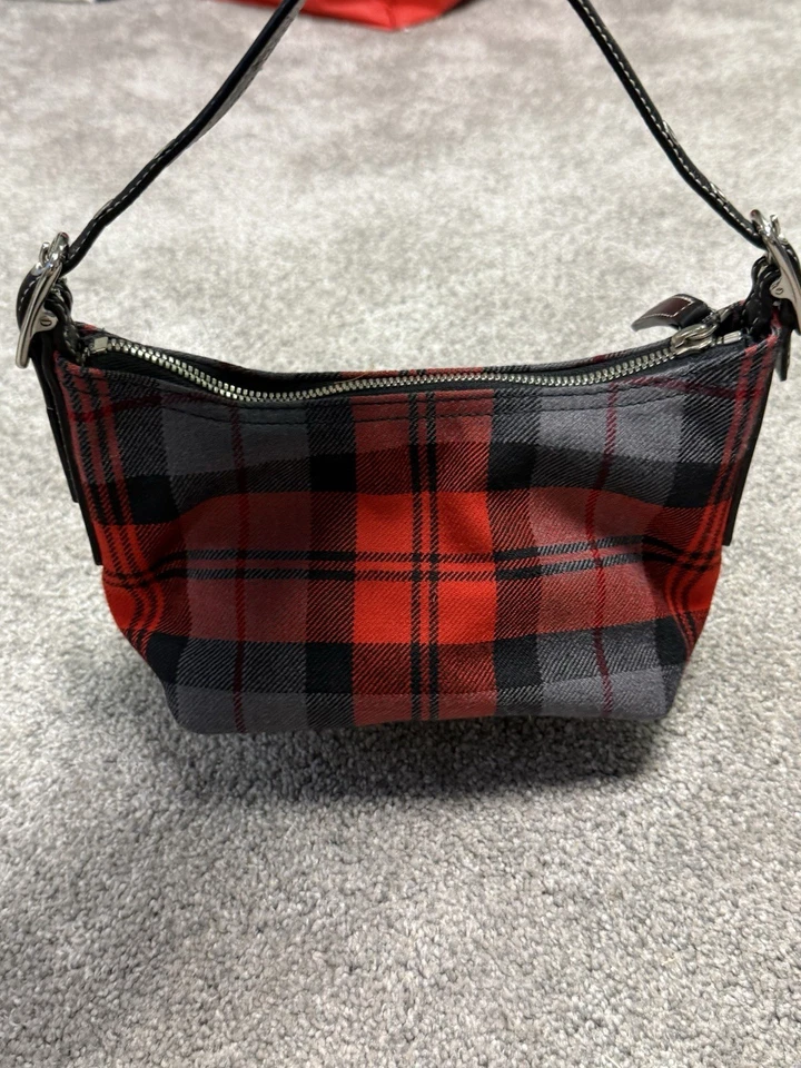 Bolso Demi Coach Tartan Hampton Vintage Pequeño de Lana y Cuero a Cuadros #8326 Rojo Negro Foto 3 de 4