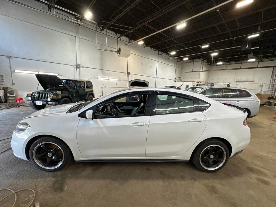 13 DODGE DART Air Conditioning AC Compressor - Image 4 of 4