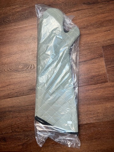 BESTGUARD 24" TAN OVEN MITT GLOVES NEW - Picture 3 of 3