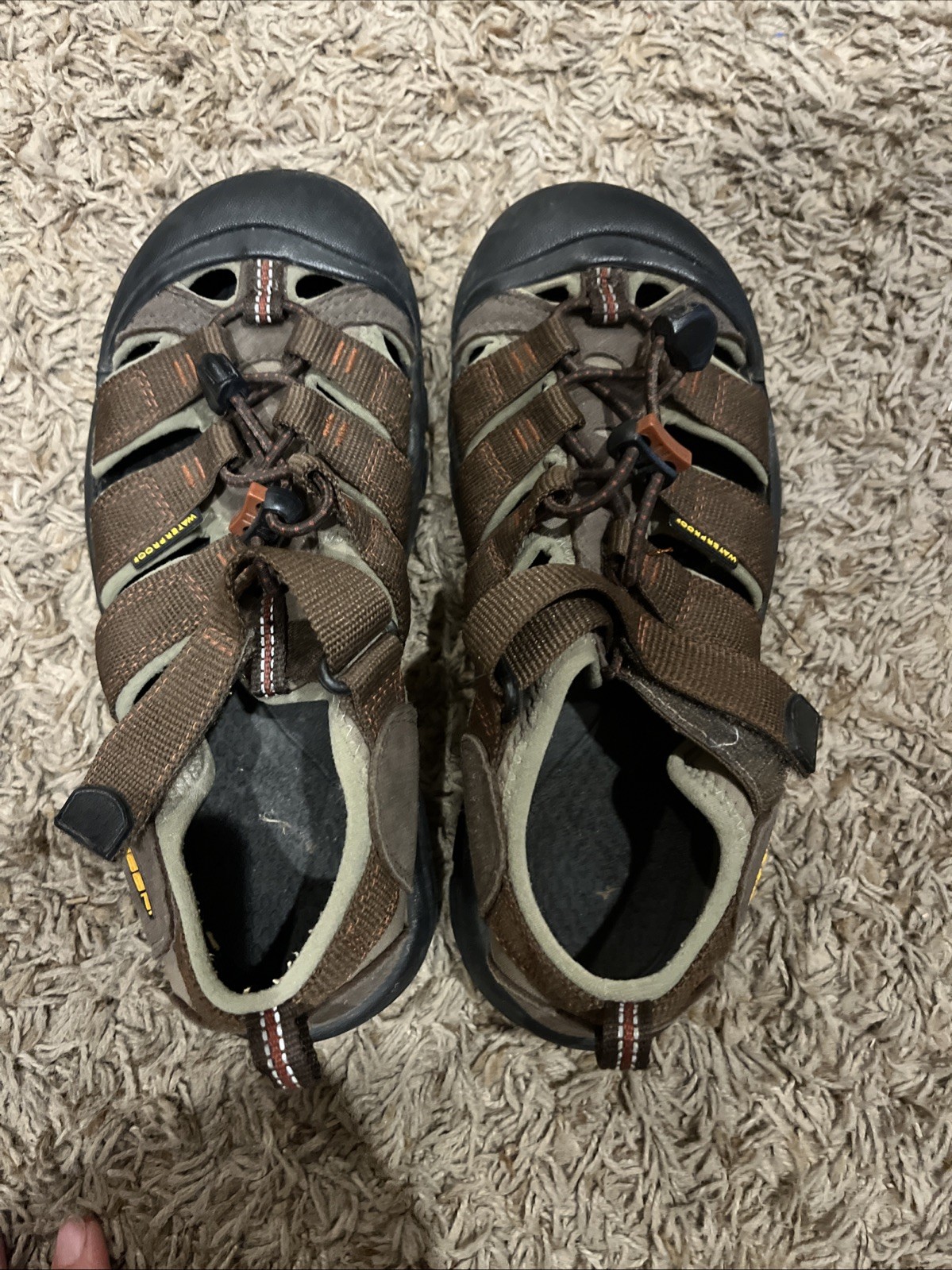 Sandali da acqua Keen Newport H2 scarpe attive ragazzo bambino taglia 4 marrone ragazzo unisex