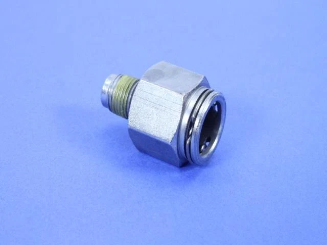 For Chrysler Sebring 05-06 Automatic Transmission Oil Cooler Line Connector Foto 2 de 4