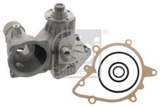 Pompe à eau BMW 545