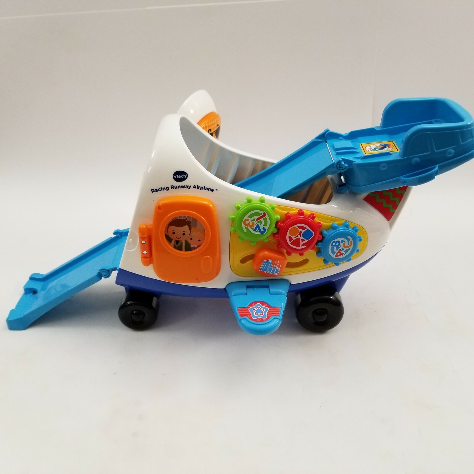 vtech racing runway airplane