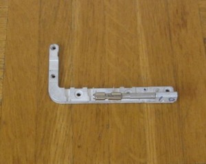 Linkes Display-Scharnier für Apple MacBook A1181 (2006-2009)