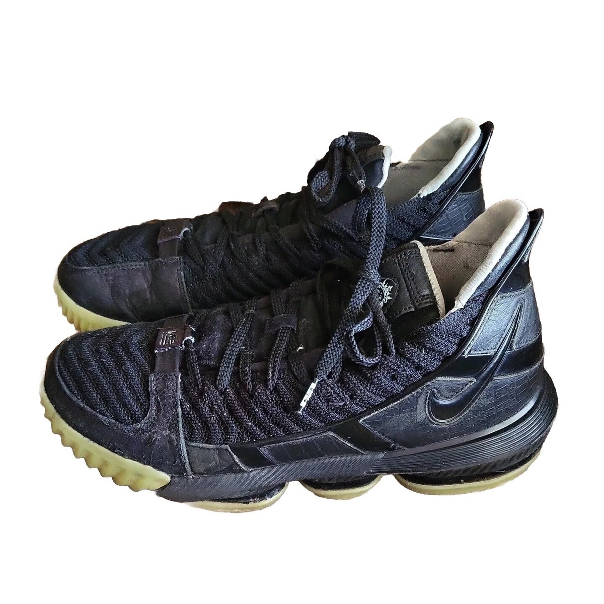 Nike Men's Size Lebron 16 Glow Sneaker Black CD2451-001 Pre-owned 2019