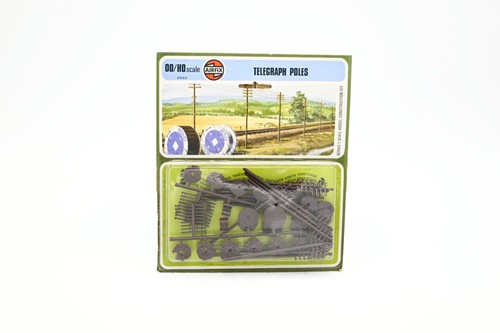 Dos postes de telégrafo Airfix 01618-8 | Zustand: New