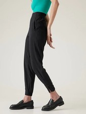 ATHLETA Brooklyn Mid Rise Ankle Pant Size 6  Black Pants Tappered Leg