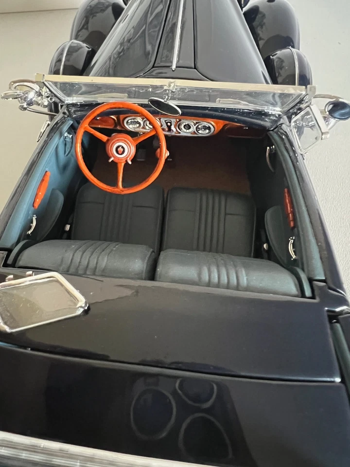 The Danbury Mint Packard Twelve Sport Phaeton 1936 1:24 inkl. OVP - Bild 3 von 4