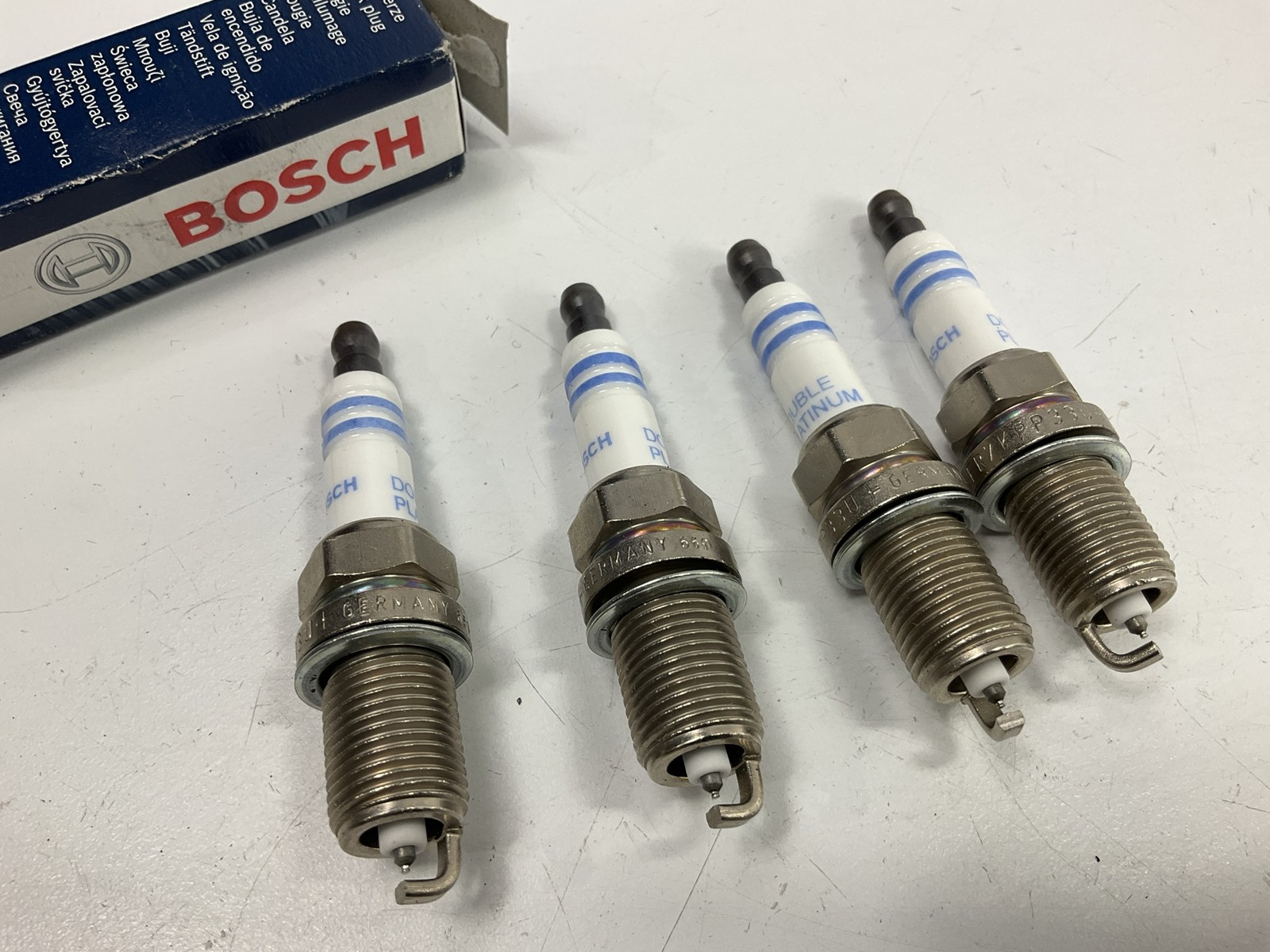 4 Bosch 0242236544 Double Platinum Spark Plugs