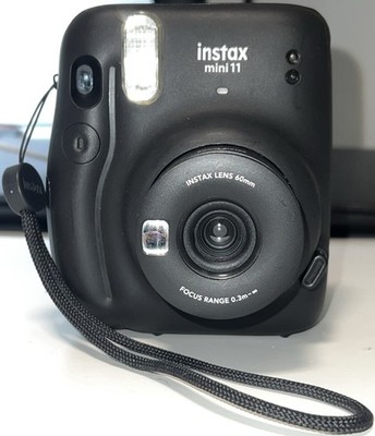 Instax Mini 11 Schwarz Polaroid-Kamera + 3x 10 Bilder Instax Filme (Original)