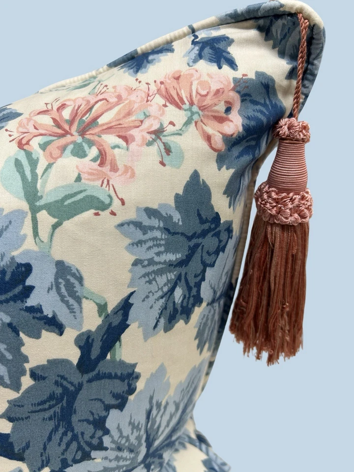 Vintage Jane Clayton Fabric Cushion, Complete With 20” Feather Inner. - Image 3 of 3