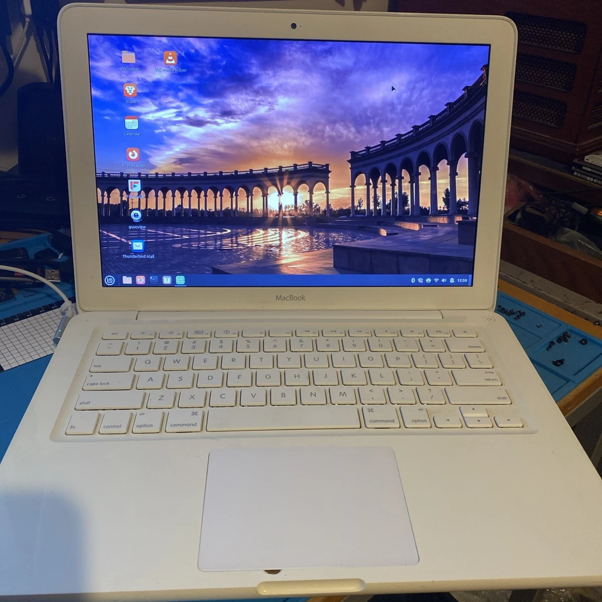 Apple MacBook White Laptops 2010 for sale | eBay Apple MacBook White Laptops 2010 for sale | eBay