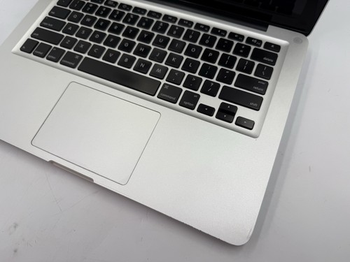 Apple MacBook Pro Połowa 2009 13" A1278 Core 2 Duo 2,26 GHz 4 GB 160GB HDD Klasa B - Zdjęcie 4 z 15