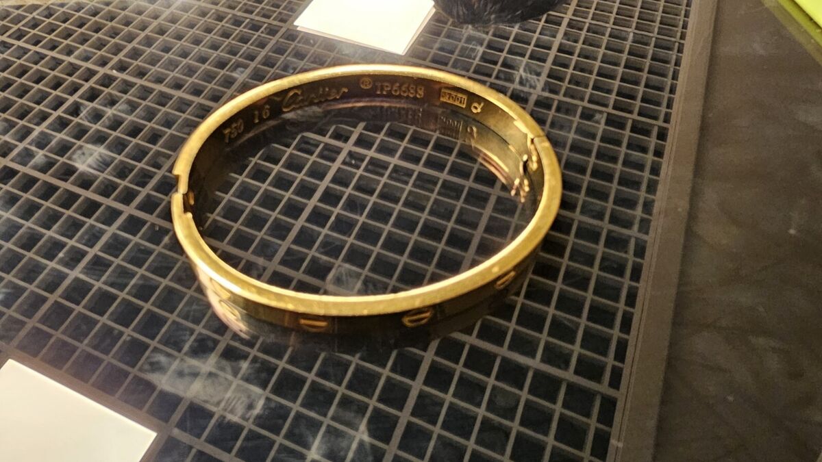 Cartier Love Bangle Bracelet Yellow Gold IP6688 | eBay Cartier Love Bangle Bracelet Yellow Gold IP6688 | eBay