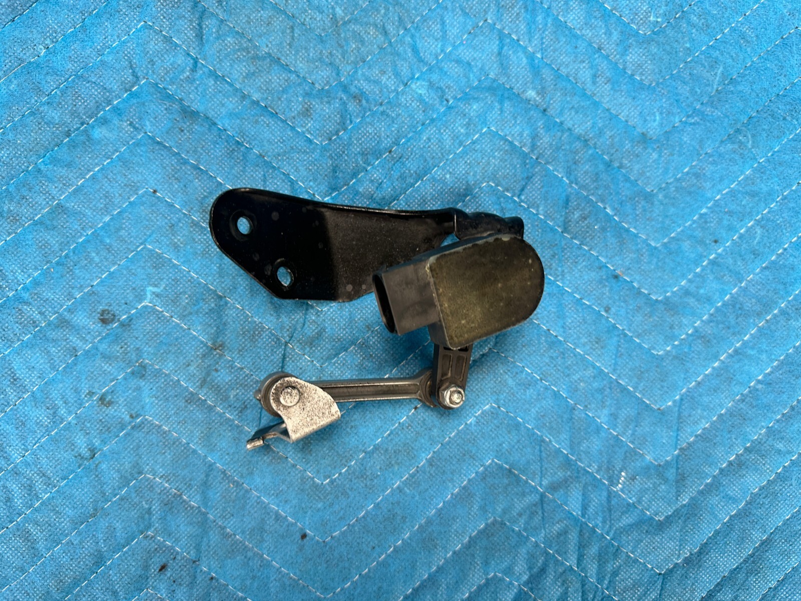Bentley Cont Flying Spur Rear Height Level Sensor Driver Side 29k 2006-2012 OEM