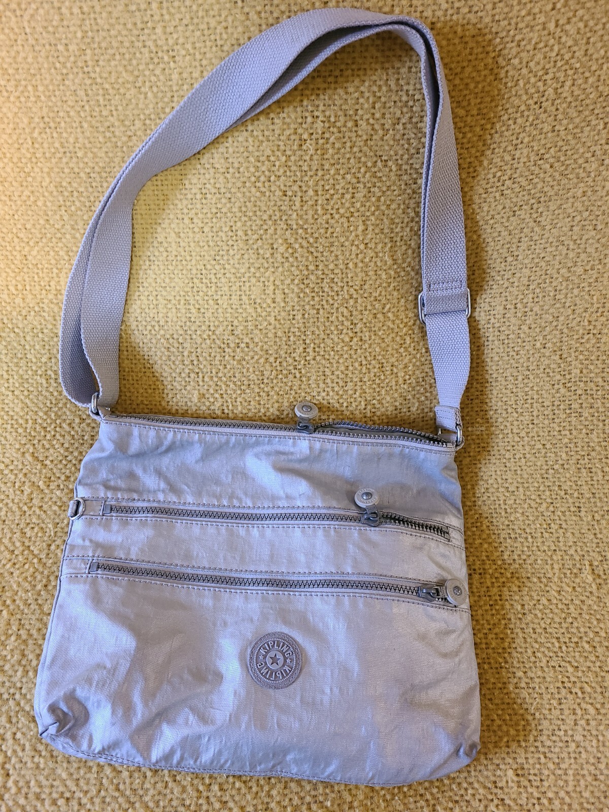 Kipling Medium Size Silver Metallic Crossbody  Ha… - image 1