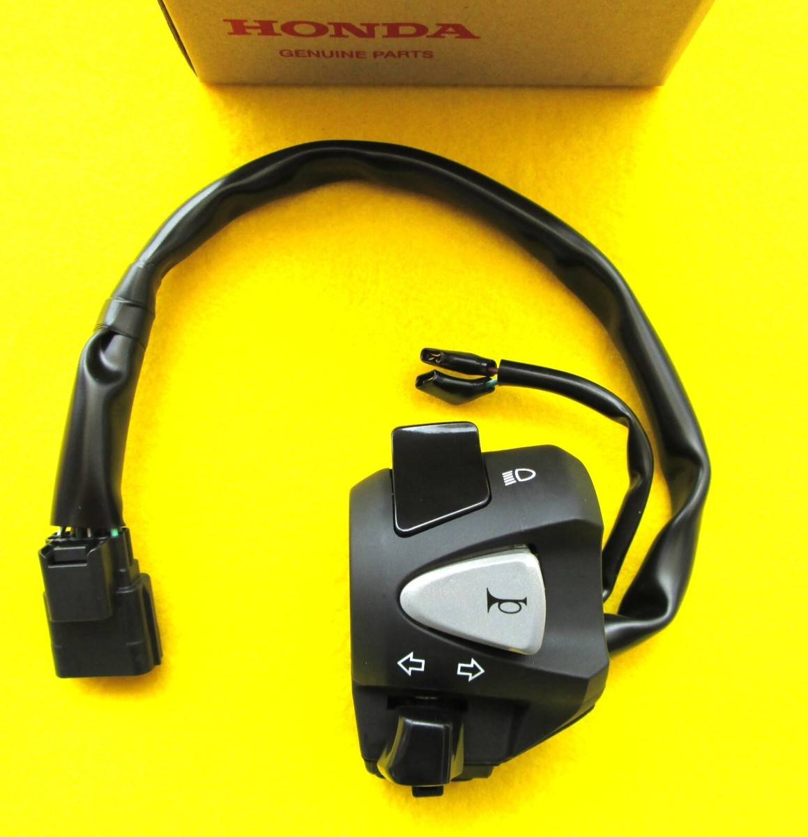 Honda Z125 MONKEY Horn + Indicator Switch 2018 - 2025 PART: 35200