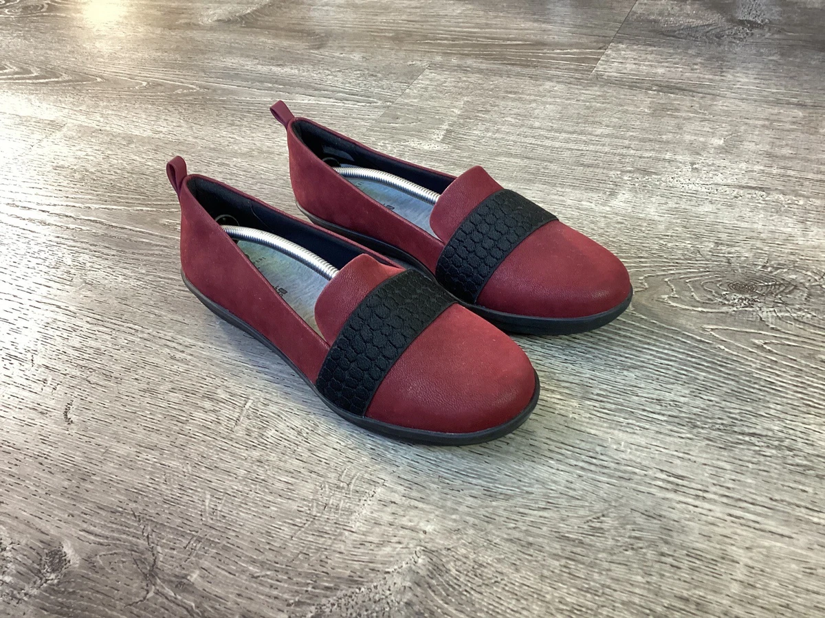 Clarks cloudsteppers hotsell womens red