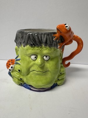 Brand New Frankinstein Coffee Cup Mug With Frog Or Lizard Handle With Spider