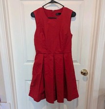 Gap Red Fit & Flare Minimalist Cherry Size 6 Pleated Skirt Academia Preppy Work