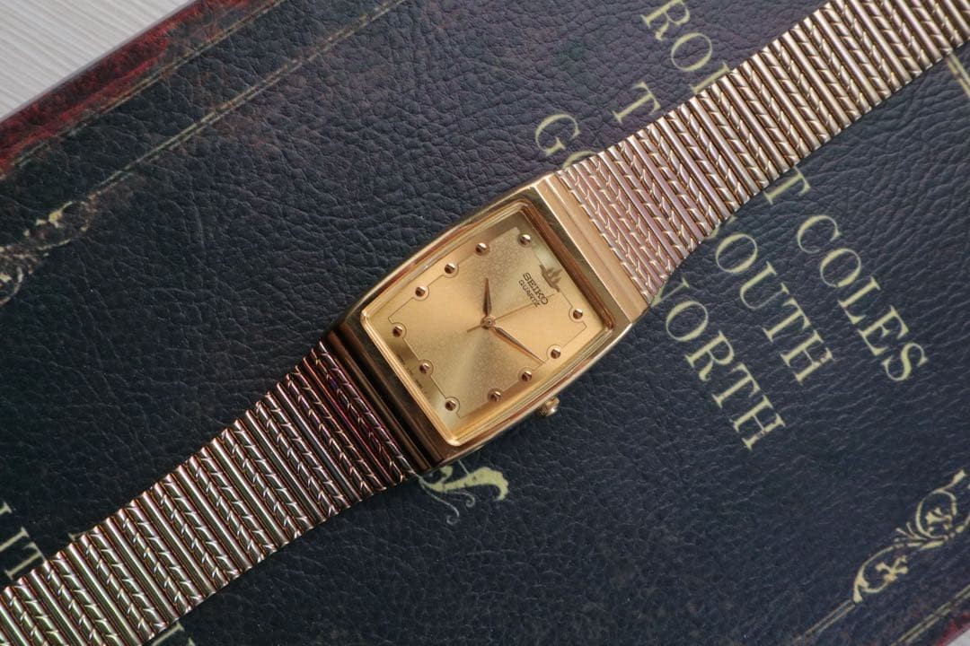 Seiko GALAXY Rectangular Quartz Watch Unisex 35x2… - image 5