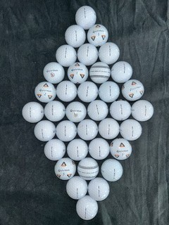 36 TaylorMade TP5 Pix Stripes & White Mix. Superb Condition